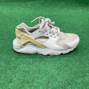 Nike Air Huarache Run Premium Oatmeal Athletic Shoes Size 6Y